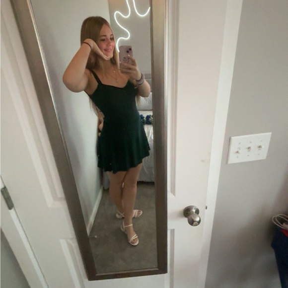 Meet your Posher, Haley - Picture 1 of 1
